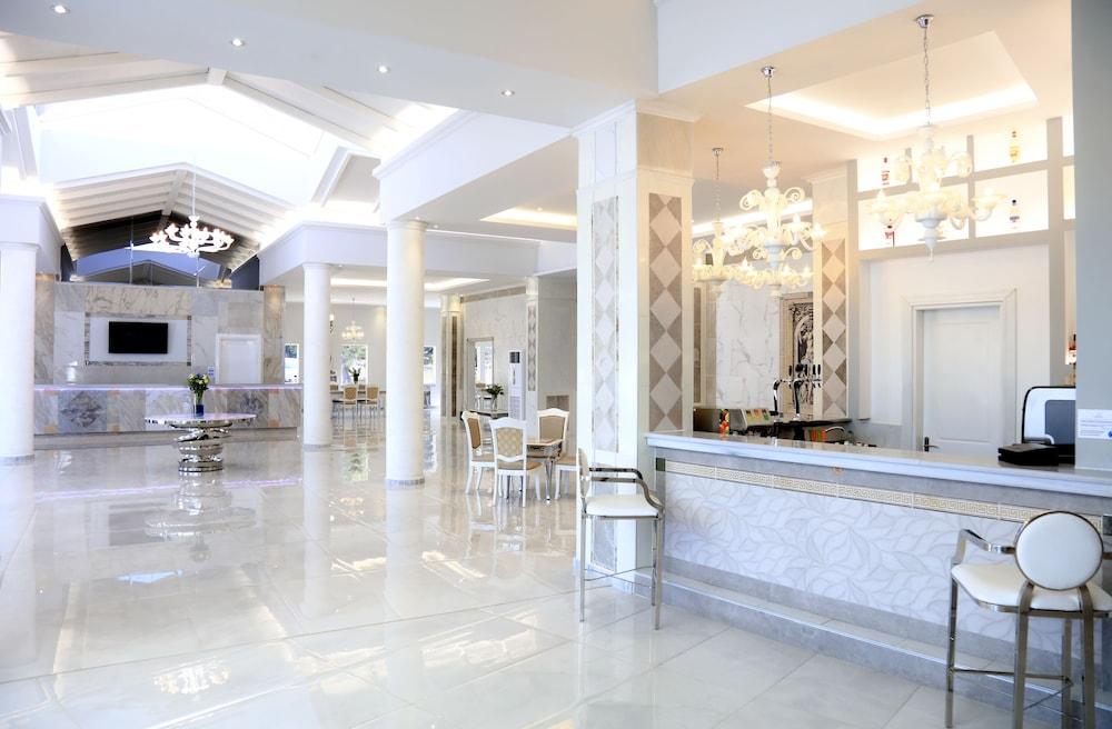 Kairaba Sandy (adults Only) 5*
